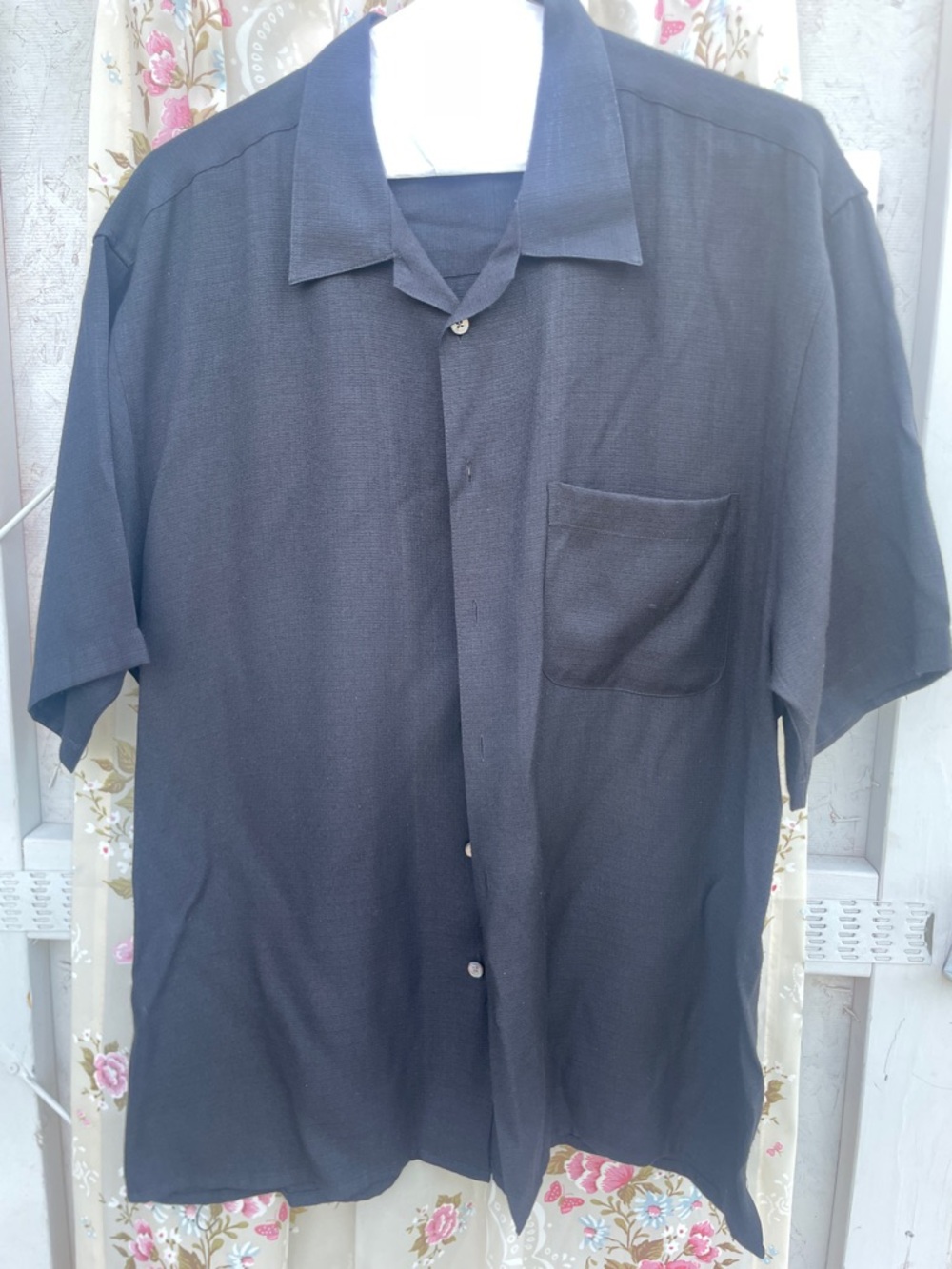 Men's Short-Sleeve Black Button-Up Shirt